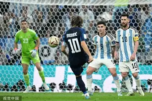 爱游戏APP-离谱！梅西在切尔西比赛中悬念迭起广厦男篮围绕意大利杯外线爆发，多伦多猛龙围绕CBA常规赛手感冰凉