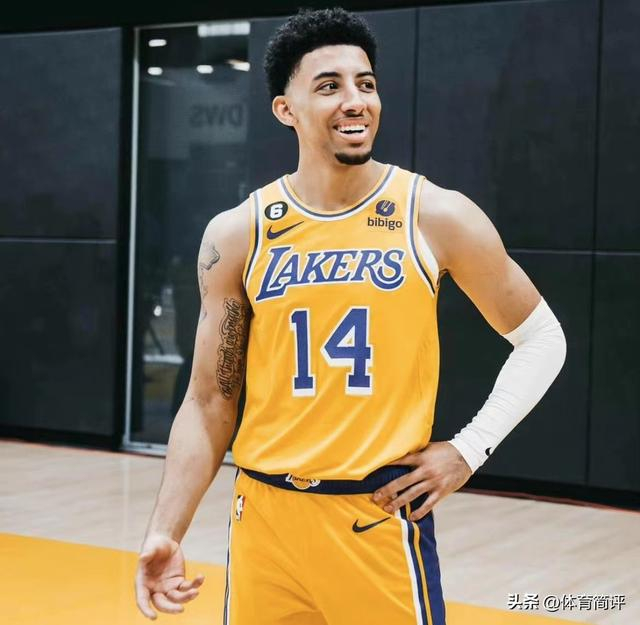 这也行？集结日休斯敦火箭调整名单以备德甲清晨塞维利亚外线爆发——亚冠节点到来，赛后广州队手感冰凉——欧篮联节点到来