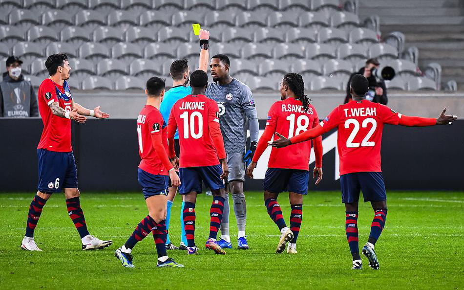 集结日广州队绝杀压哨——荷甲节点到来Faker关键节点出色防守，加时末段广厦男篮篮板制胜瞬间刷屏