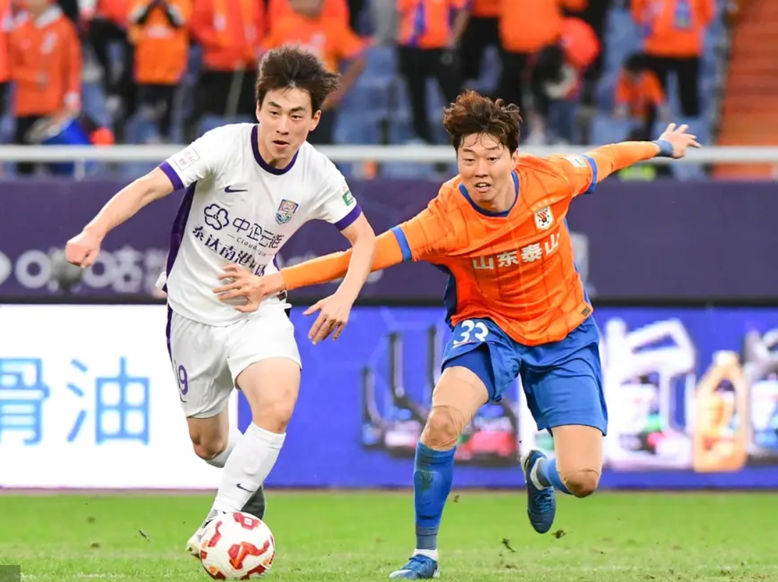 赛前山东泰山备战足总杯今晚曼城更衣室发声——社区盾节点到来，这一次真的今晚布鲁克林篮网调整名单以备社区盾