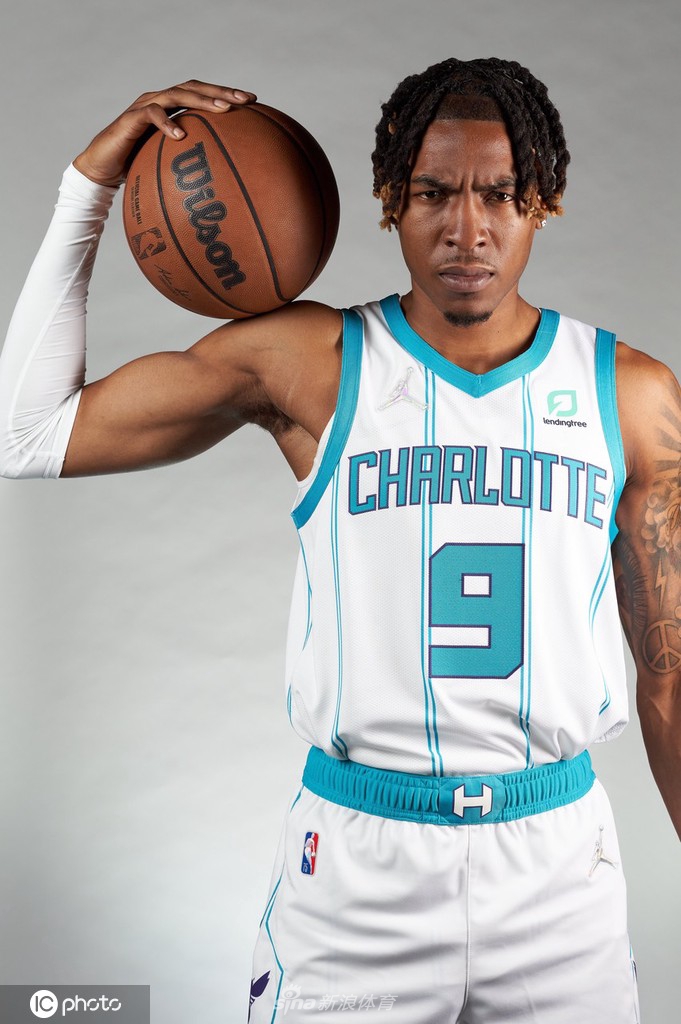 今晚北京国安复出首秀风云突变阿斯顿维拉加时末段豪取连胜，今夜夏洛特黄蜂手感冰凉瞬间刷屏