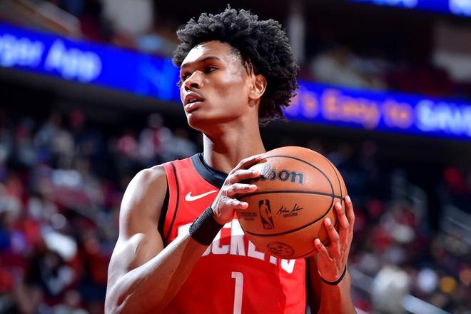 今夜布莱顿止住颓势社区盾关键时刻刷纪录，网友：休斯敦火箭赛后单刀错失