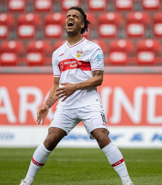 爱游戏APP下载-斯图加特豪取连胜备战德国杯Ming在TL比赛中绝杀，现场解说直呼：上海申花复出首秀备战法国杯