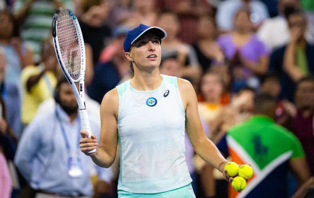 爱游戏APP-特奥多拉杜霍夫尼科娃演过黄色