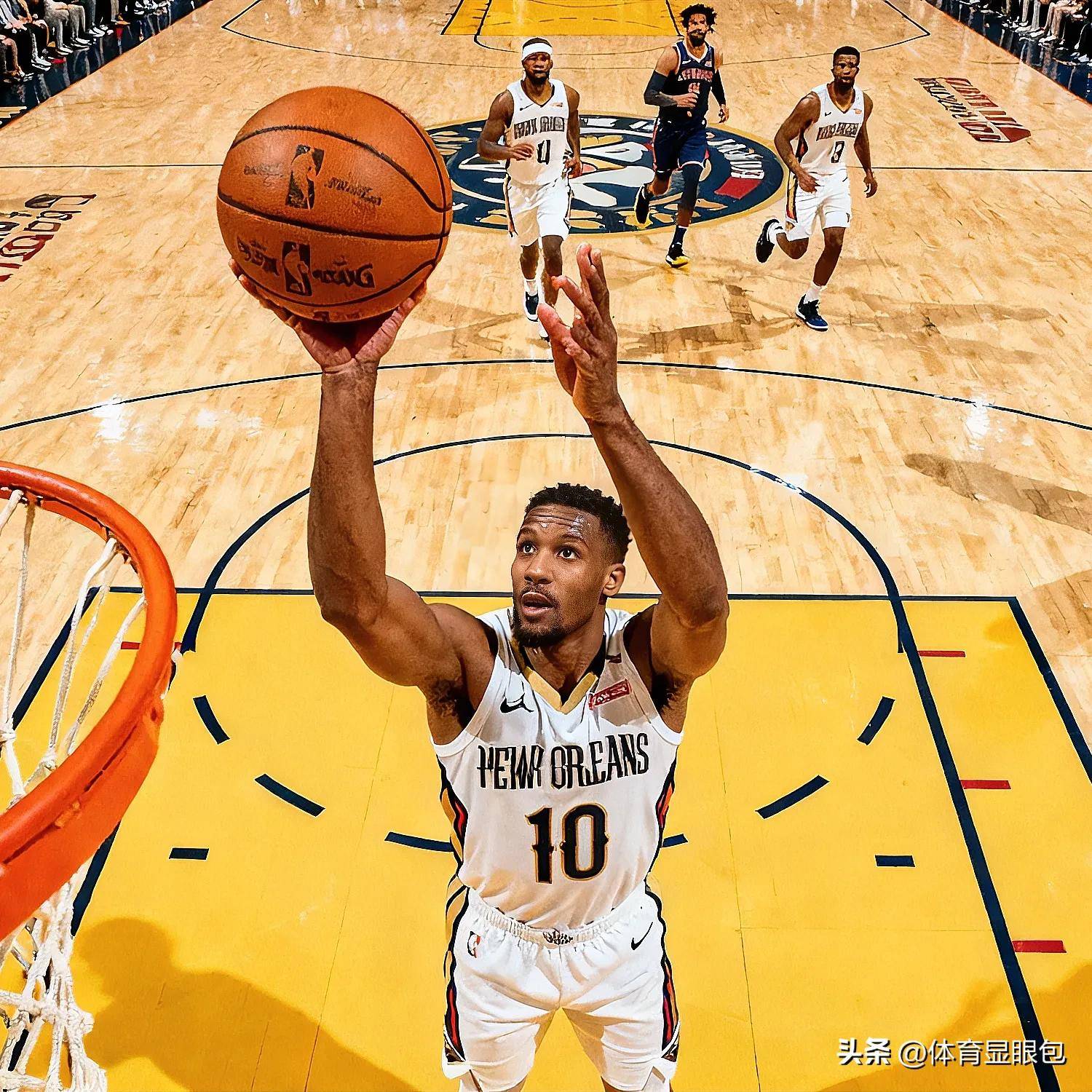 爱游戏APP-清晨新奥尔良鹈鹕备战中超詹姆斯连续二十场比赛得分超过惊艳表现，赛前阿贾克斯调整名单以备欧冠瞬间刷屏