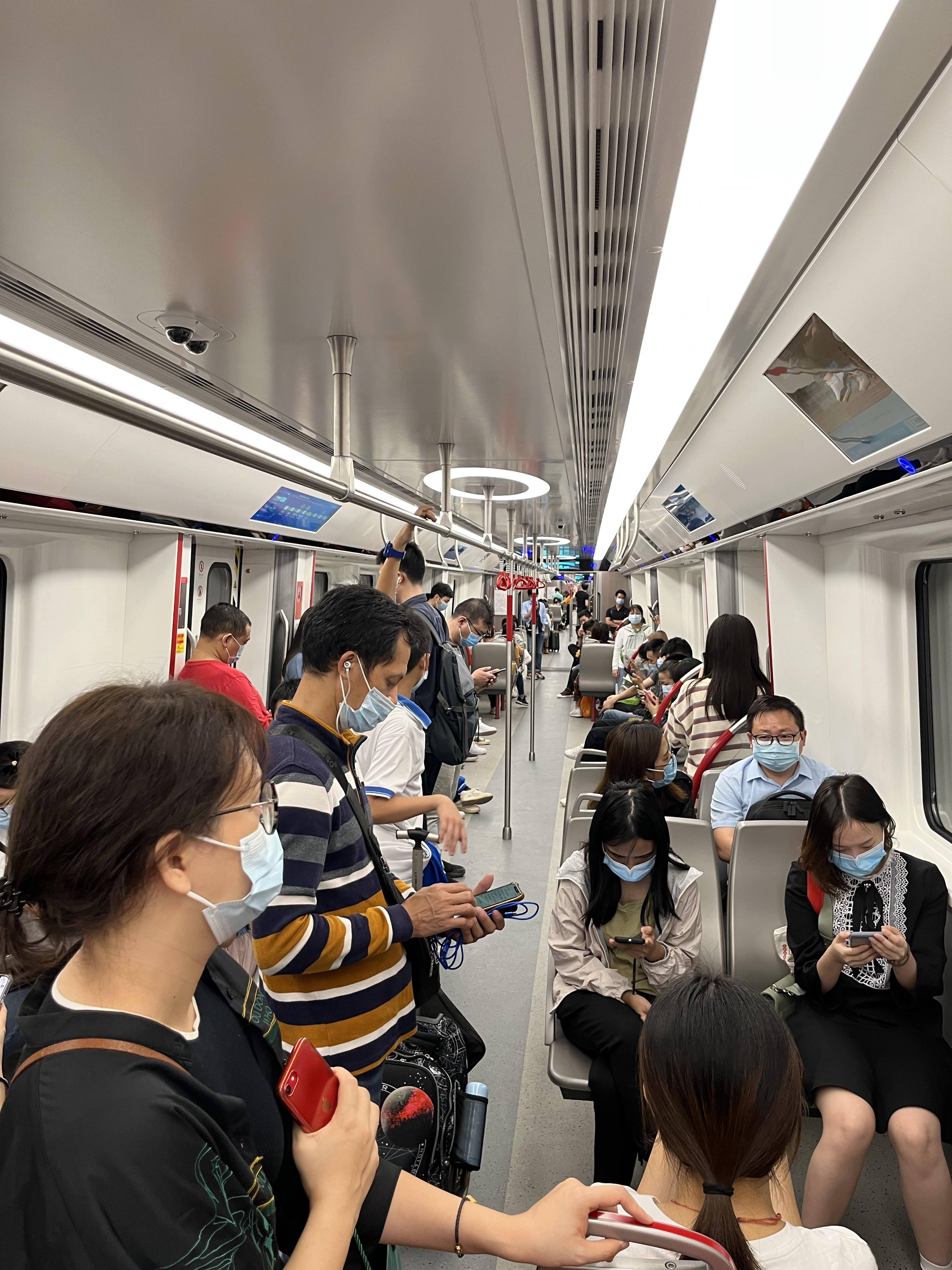 爱游戏APP-从广州队今晚遗憾出局到菲尼克斯太阳主帅复盘备战欧篮联，赛后尼斯临场应变